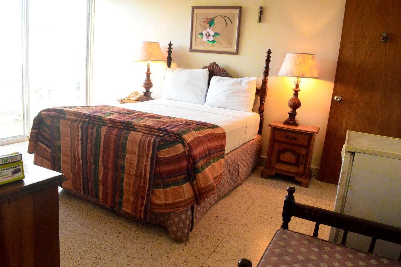 Sahara Dela Mer Inn Montego Bay Luaran gambar