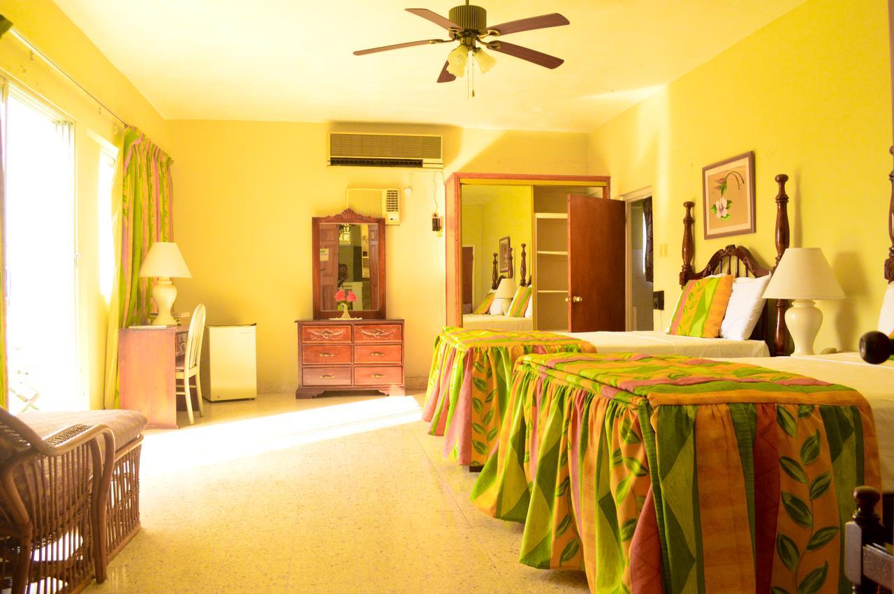 Sahara Dela Mer Inn Montego Bay Luaran gambar